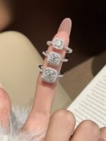 KK Jewelry Moissnaite莫桑钻 D color VVS1 小方糖Diamond Rings/戒指 925 Silver/银 - 图片 5